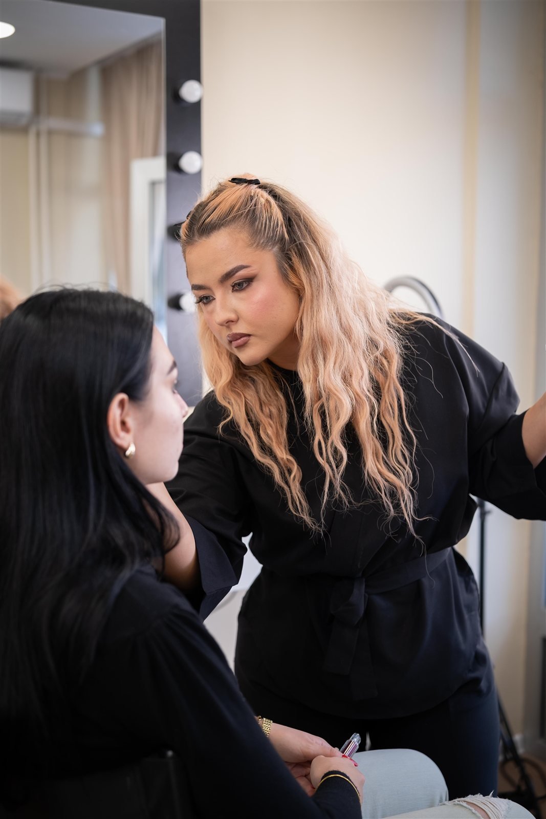 Profesionalno šminkanje u Beauty centru Neira